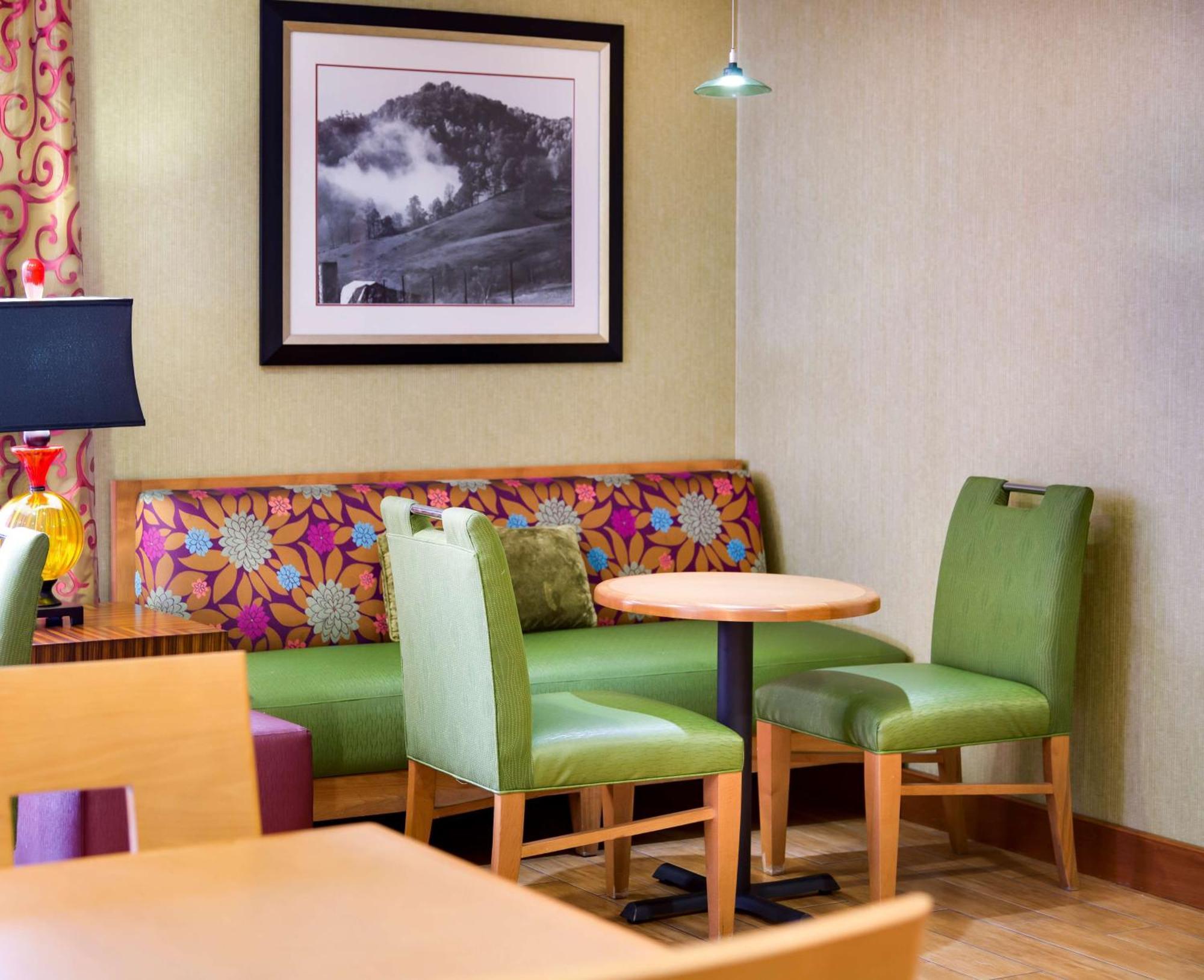 Hampton Inn Harrisonburg - University Exterior foto